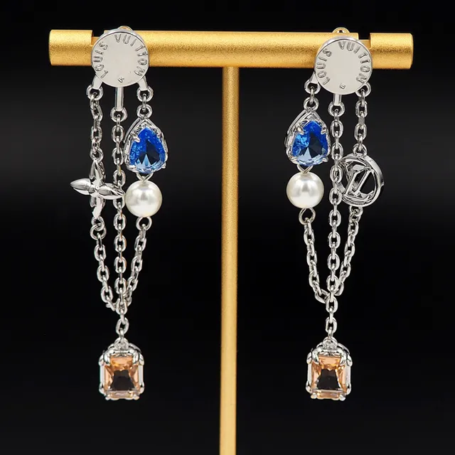 Louis Vuitton Silver Blue Asymmetrical Dangle Chain-Link Construction Earrings 7