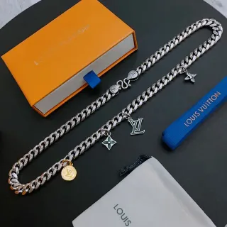 Louis Vuitton 银金曲环链多魅力坠饰项链