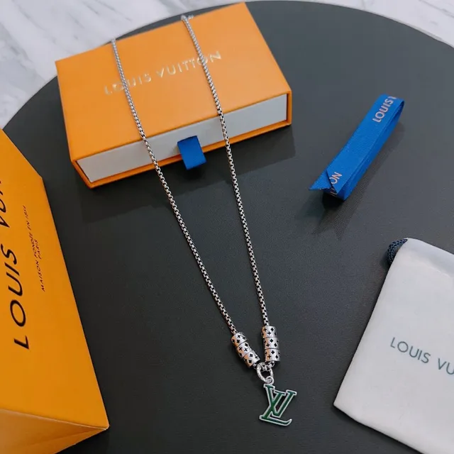 Louis Vuitton Silver Green Box Chain Enamel LV Pendant Necklace 9