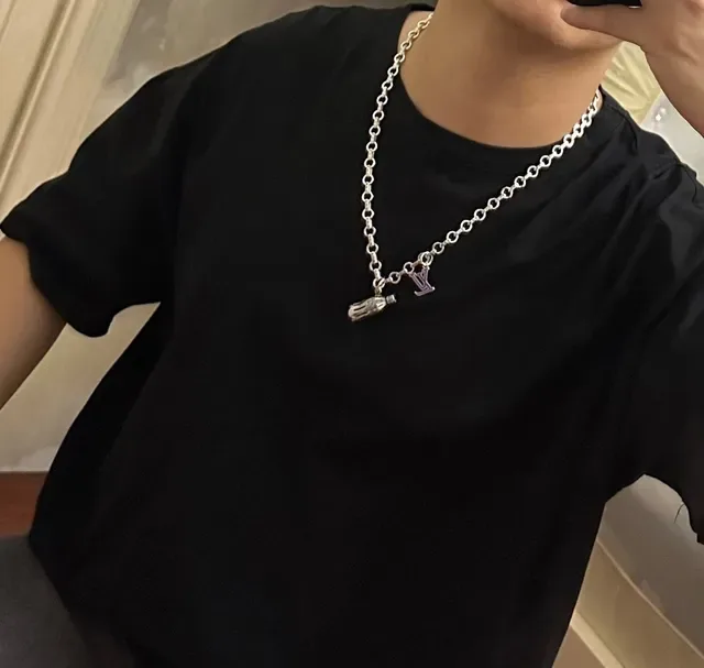 Louis Vuitton Silver Purple Chain Diamond-Accented Links Necklace 2