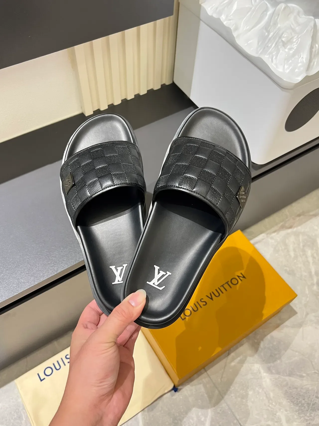 Louis Vuitton Slide Quilted Strap Slippers 7