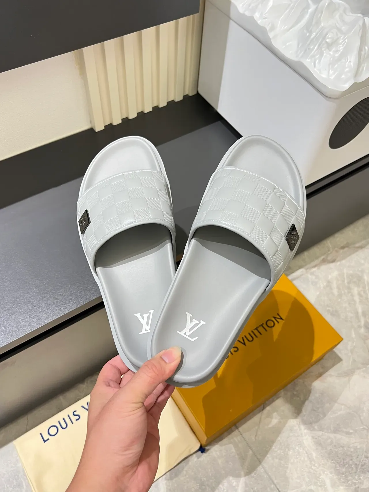 Louis Vuitton Slide Quilted Strap Slippers 10