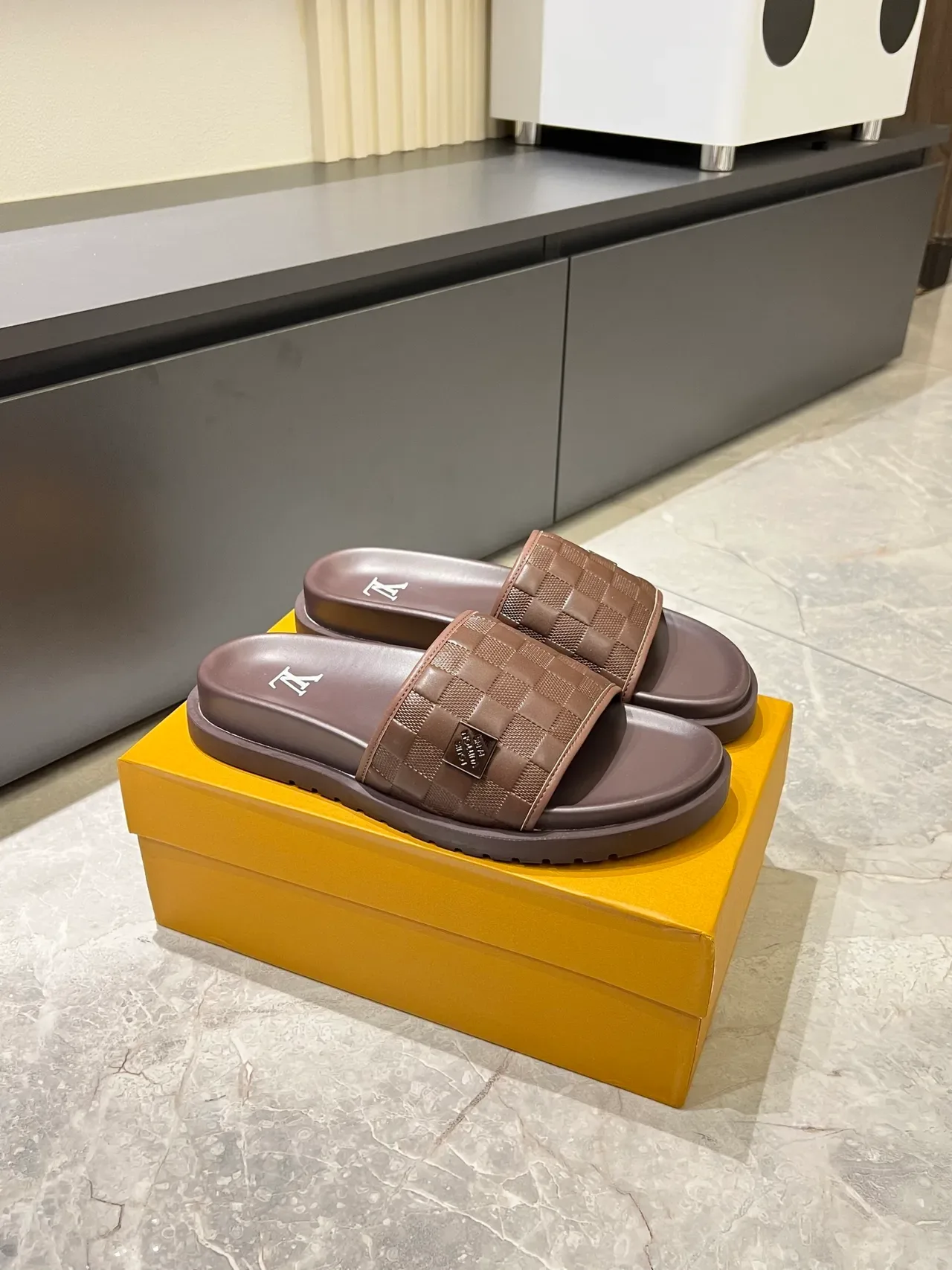 Louis Vuitton Slide Quilted Strap Slippers 13