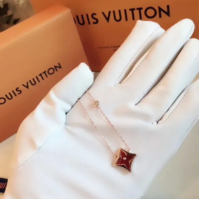 Louis Vuitton Star Pendant Gold Black Enamel-Filled Monogram Necklace 8