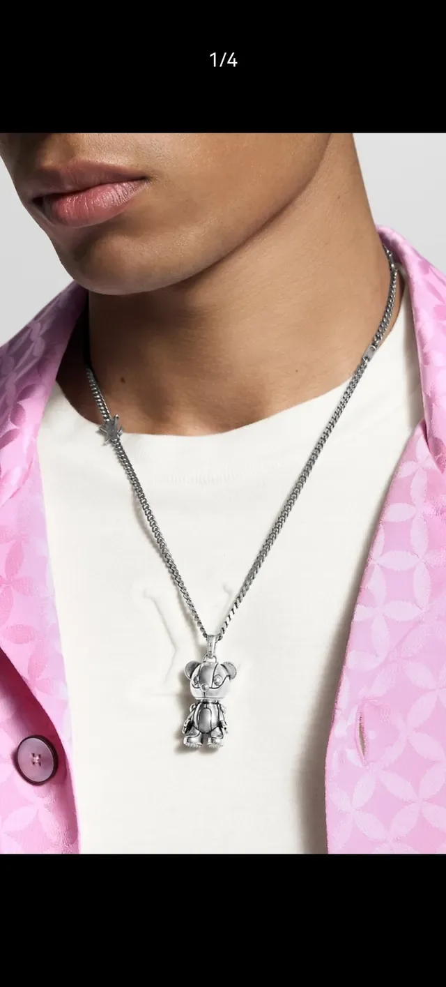 Louis Vuitton Teddy Bear Polished Silver Necklace 15
