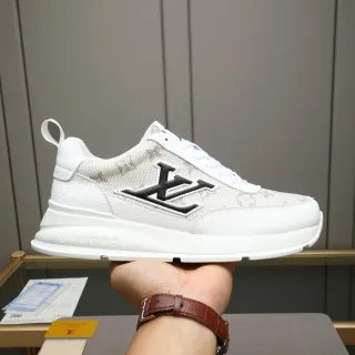 Louis Vuitton Zapatos Lifestyle Blancos y Negros Monogramados con Parte Superior de Textil y Suela Chunky de Plataforma