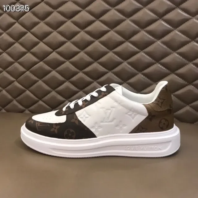 Louis Vuitton White Brown Low-Top Monogram Canvas Lifestyle Sneakers 7