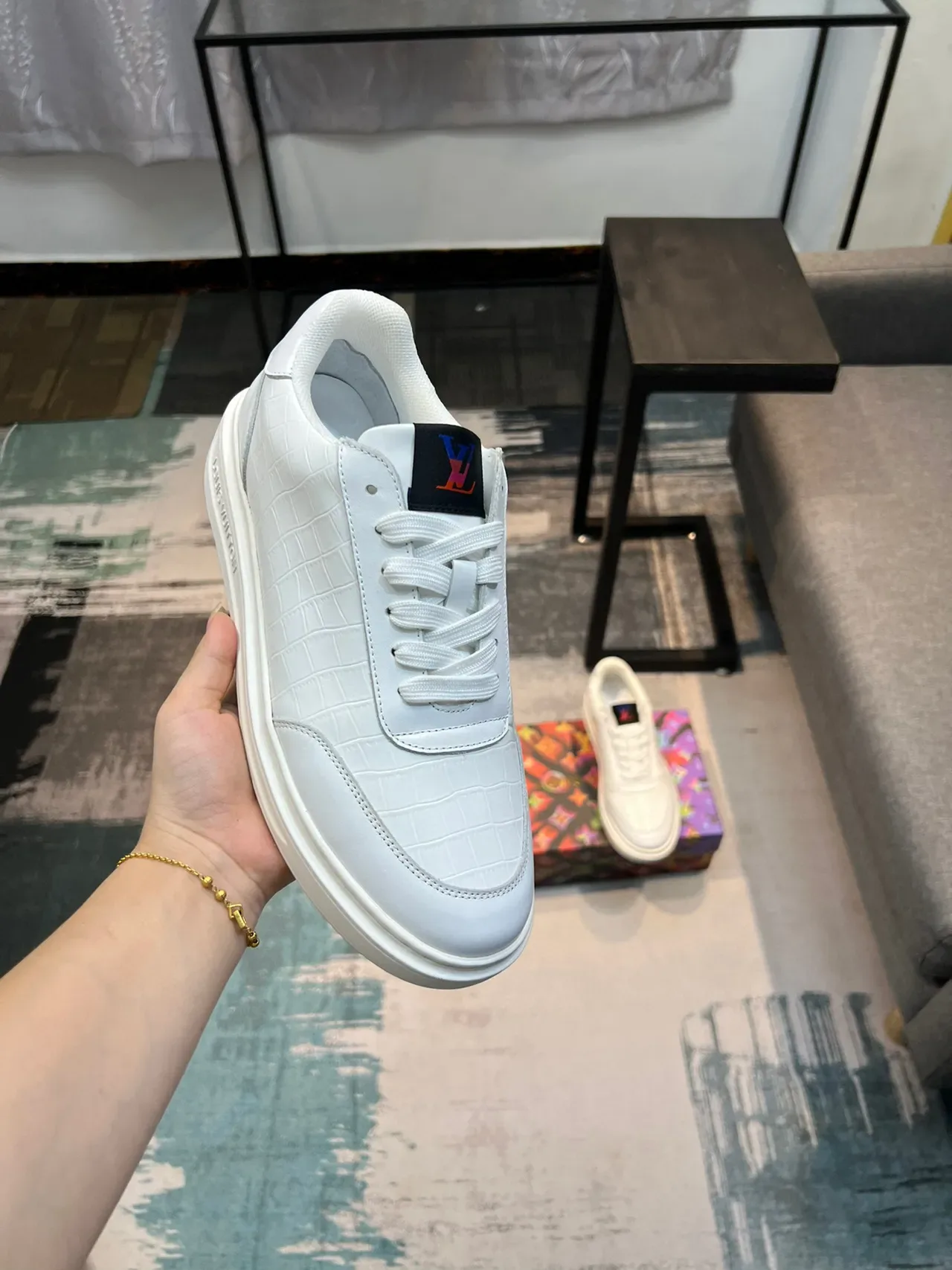 Louis Vuitton White Croc-Embossed Leather Platform Sole Lifestyle Sneakers 5