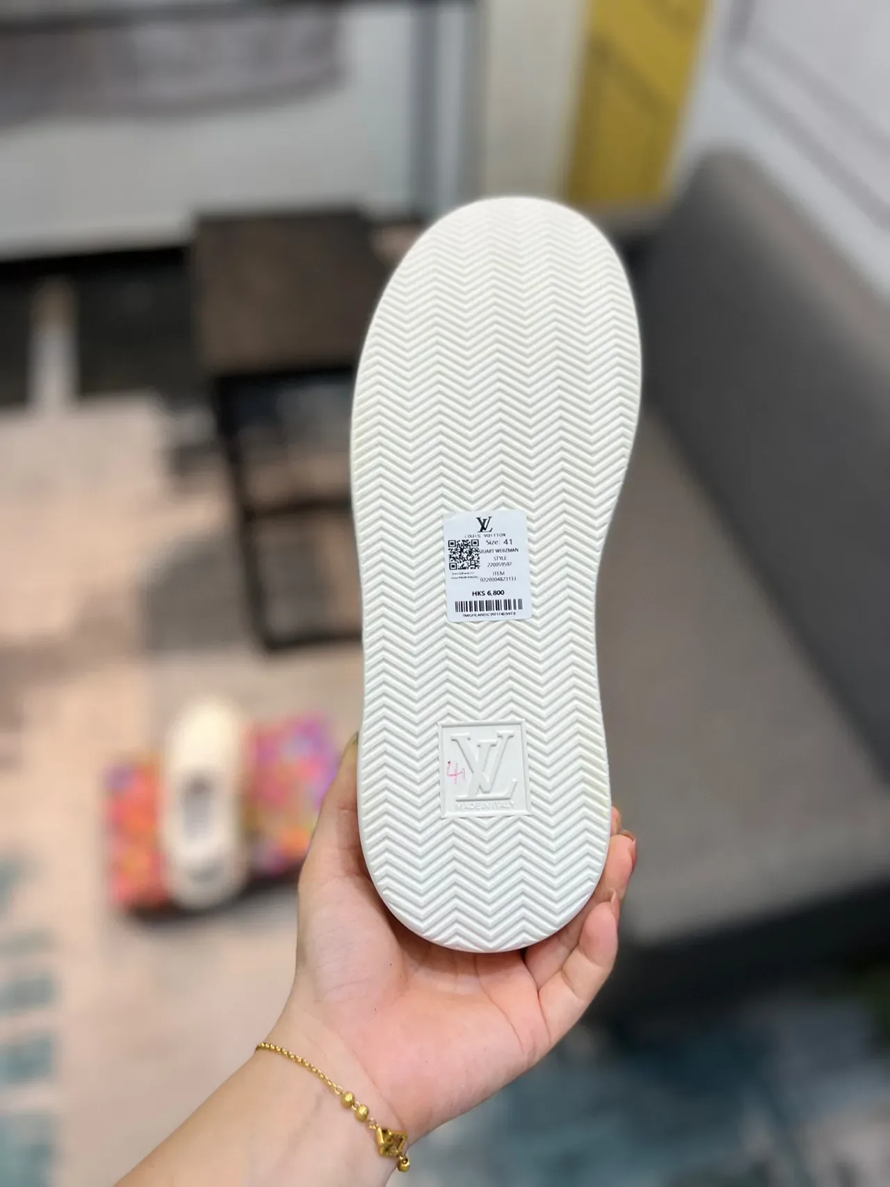 Louis Vuitton White Croc-Embossed Leather Platform Sole Lifestyle Sneakers 9