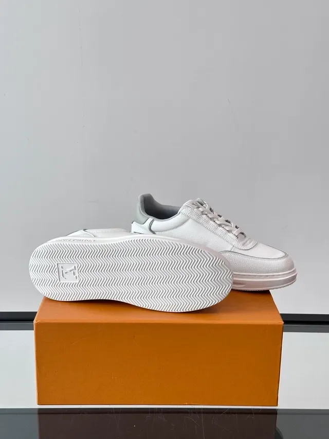 Louis Vuitton White Gray Low-Top Textured Leather-Panelled Lifestyle Sneakers 2