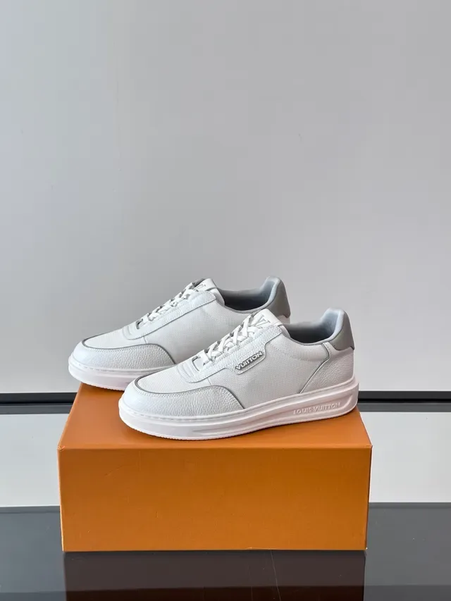 Louis Vuitton White Gray Low-Top Textured Leather-Panelled Lifestyle Sneakers 5