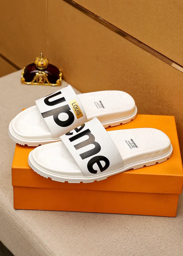 Louis Vuitton x Supreme White Monogram Slide Slippers 3