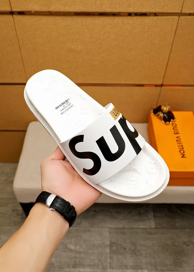 Louis Vuitton x Supreme White Monogram Slide Slippers 4