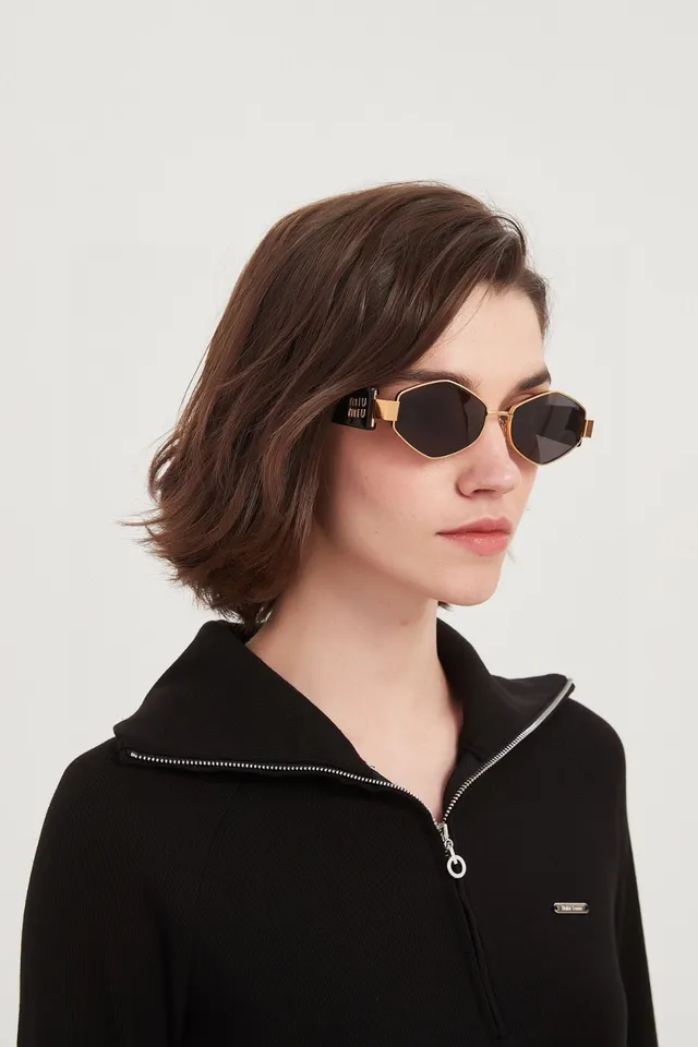 Miu Miu Gafas de Sol Geométricas adornadas con logo 2