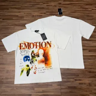 Camiseta blanca con estampado gráfico Mixed Emotion Emotion