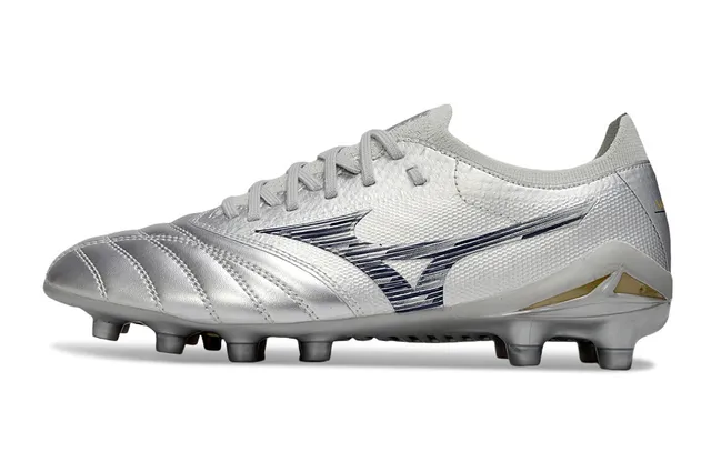 Mizuno Chaussures de football pour terrain ferme talon de maille synthétique blanc matelassé métallique argent doré 2