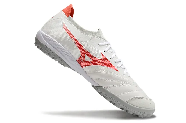 Mizuno أحذية كرة القدم أبيض أحمر منخفضة مربوطة بالأربطة بطبقة شبكية اصطناعية للعشب 2