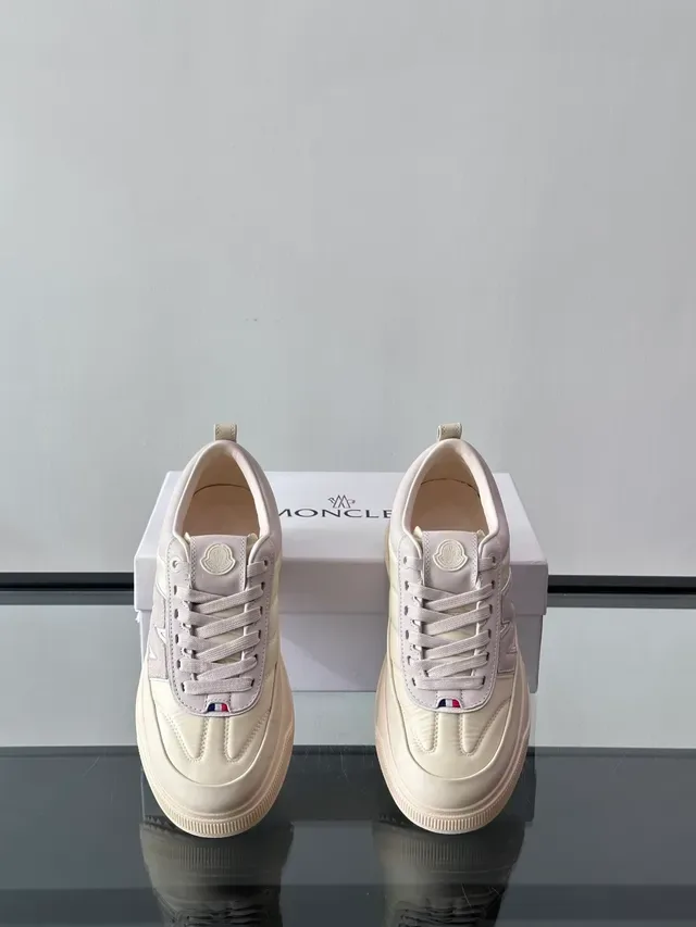 Moncler Beige Argenté Nylon Supérieur Matelassé Oversized Logo Métallique M Lifestyle Sneakers 4