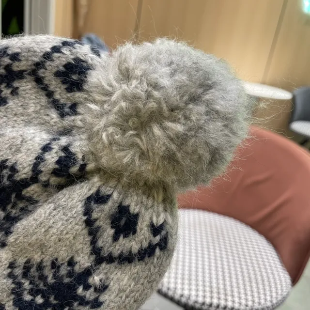 Moncler Gris Marine Manchette Tricotée à Côtes Laine Mélangée Bonnet 11
