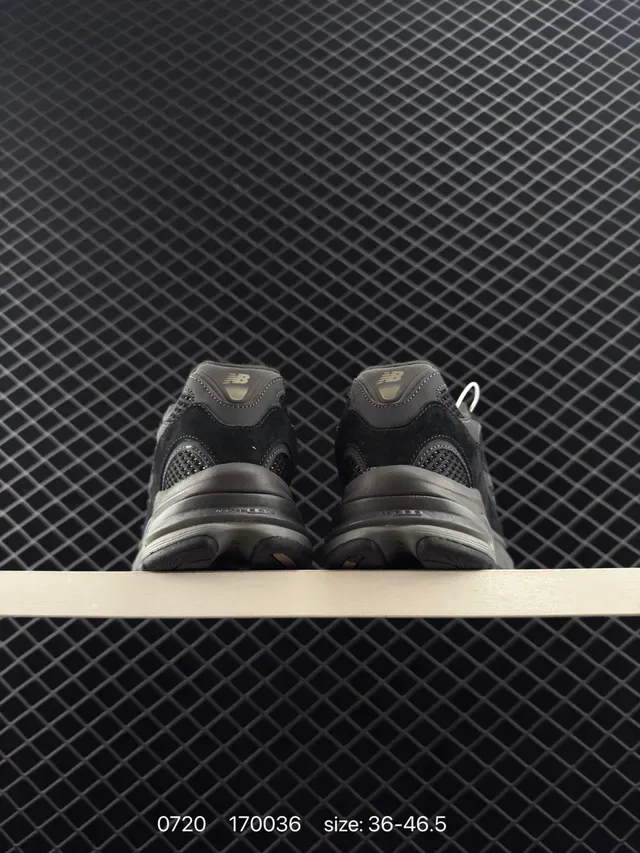 New Balance 2010 Baskets lifestyle noires et grises 3