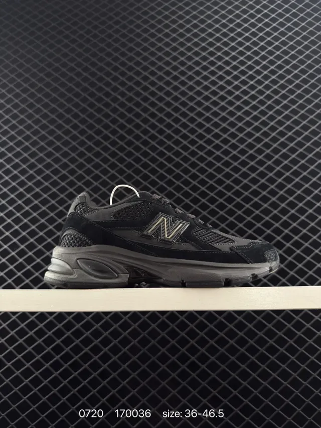 New Balance 2010 Baskets lifestyle noires et grises 6