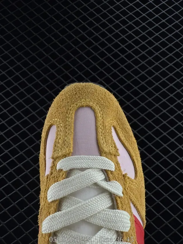 New Balance 471 أحذية رياضية بأسلوب حياة ريترو من السويدي البيجي مع الشبك 3