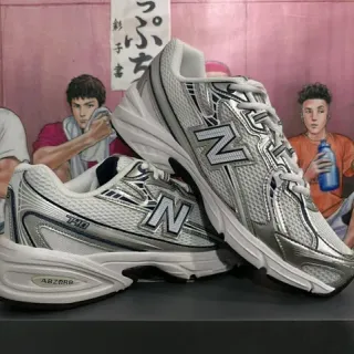 New Balance 710 White Silver Black chaussures de course