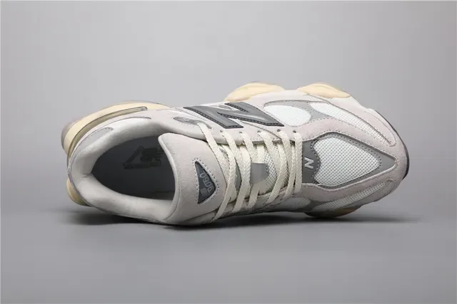 New Balance 9060 baskets lifestyle beige gris 7
