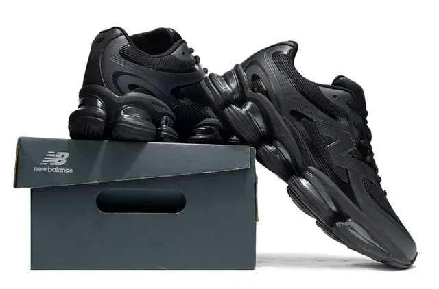New Balance 9060 Preto Monocromo Estilo de Vida Tênis 6