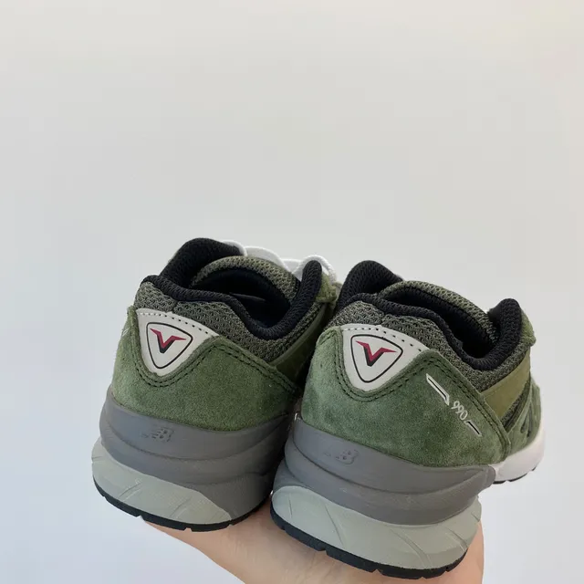 New Balance Vert Militaire Blanc Olive Ante et Mesh Haut Lacets Semelle intermédiaire Sneakers lifestyle 10