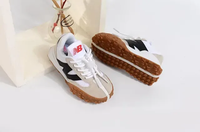 New Balance Chaussures Lifestyle Beige Bleu Rétro Runner Supérieure En Couches 2
