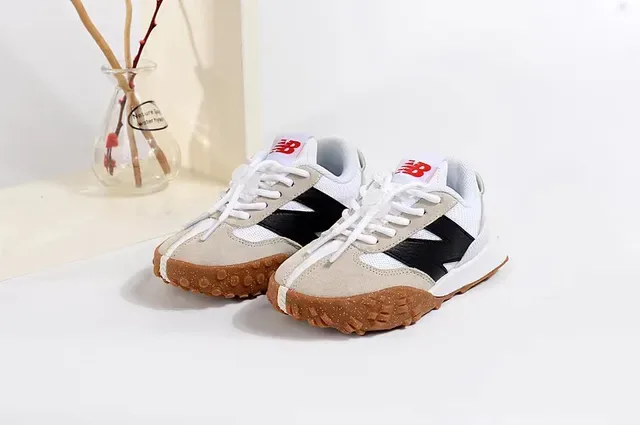 New Balance Chaussures Lifestyle Beige Bleu Rétro Runner Supérieure En Couches 10