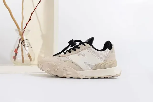 New Balance Chaussures Lifestyle Beige Bleu Rétro Runner Supérieure En Couches 15
