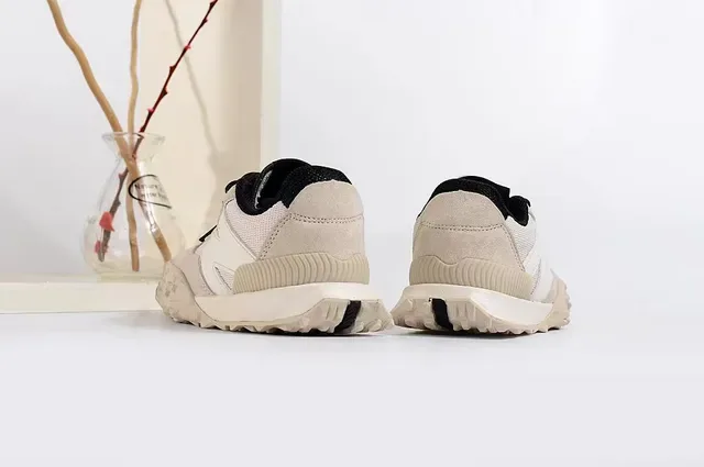 New Balance Chaussures Lifestyle Beige Bleu Rétro Runner Supérieure En Couches 19