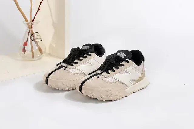 New Balance Chaussures Lifestyle Beige Bleu Rétro Runner Supérieure En Couches 20