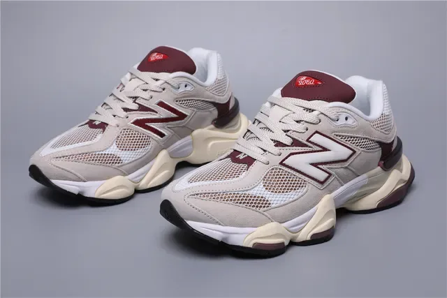 New Balance Beige Bordeaux Chunky Retro Runner Tige Mesh-Suede Híbrido Sneakers Lifestyle 5