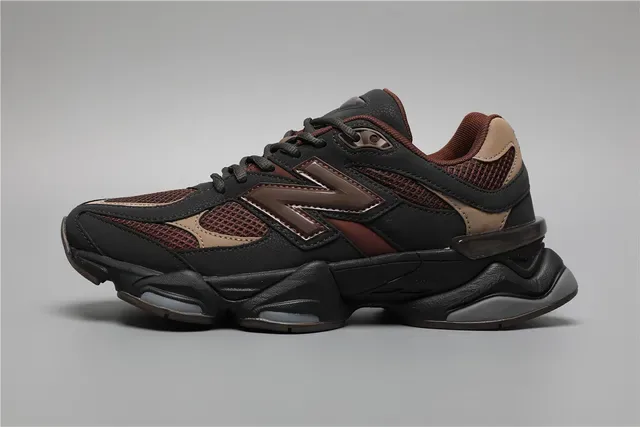 New Balance أسود وبني Chunky Midsole Mesh و Synthetic Overlay Lifestyle Sneakers 9