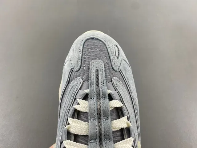 New Balance Tênis Chunky Cinza Bege Sola Media Camurça Malha 5