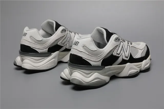 New Balance Gris Noir Semelle Épaisse Asymétrique Maille Et Daim Panneau Chaussures Lifestyle 3