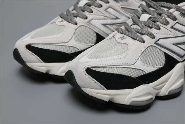New Balance Gris Noir Semelle Épaisse Asymétrique Maille Et Daim Panneau Chaussures Lifestyle 4