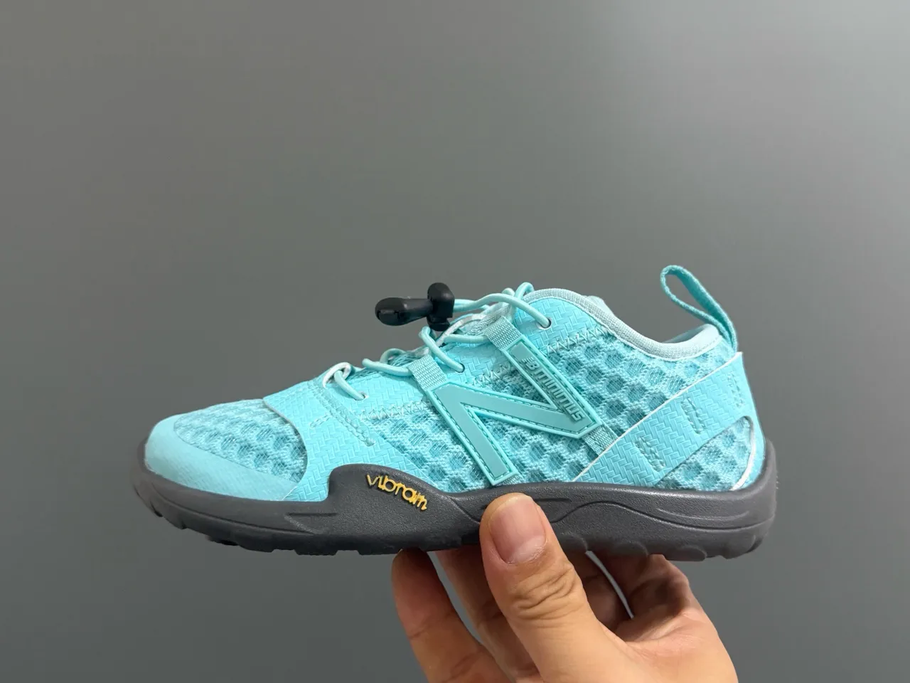 New Balance Gray Black Mesh Upper Toggle Lacing System Running Shoes 14