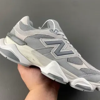 New Balance رمادي وأبيض midsole منحوت شبكة وديم علوي أحذية سميكة