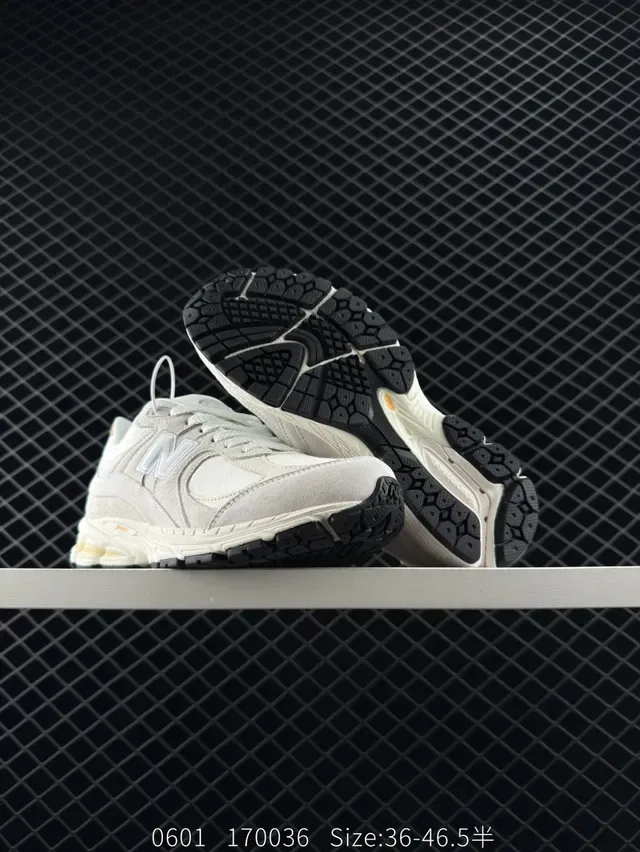 New Balance M2002REC 米色棕色复古跑鞋轮廓 麂皮和网面 生活运动鞋 5