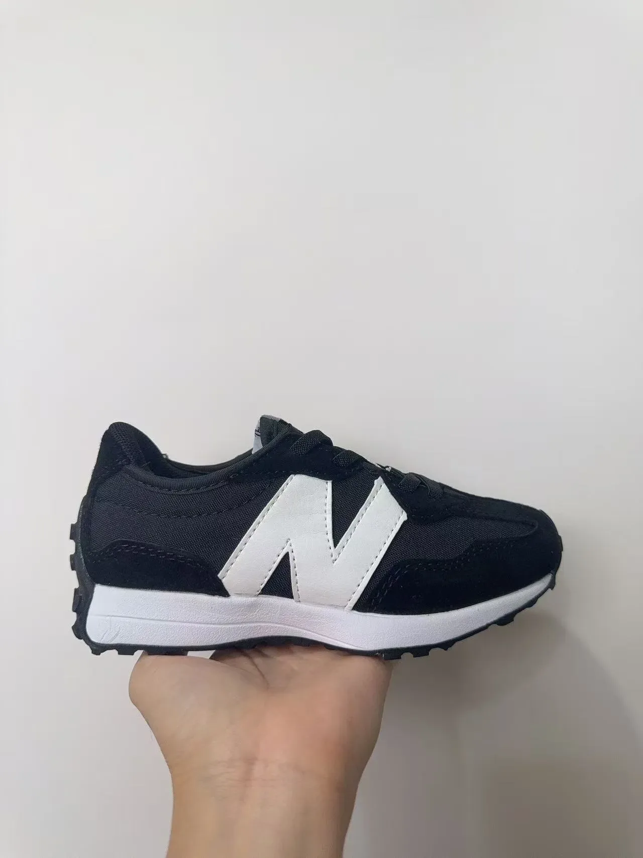 New Balance Blanco Multicolor Parte Superior con Capas Oversized Logo N Zapatillas Lifestyle 19