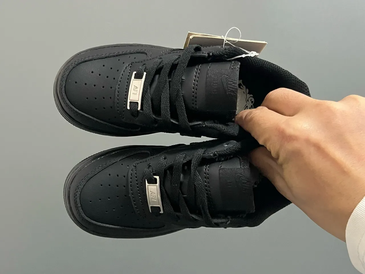 Nike Air Force 1 Black Lifestyle Sneakers 3