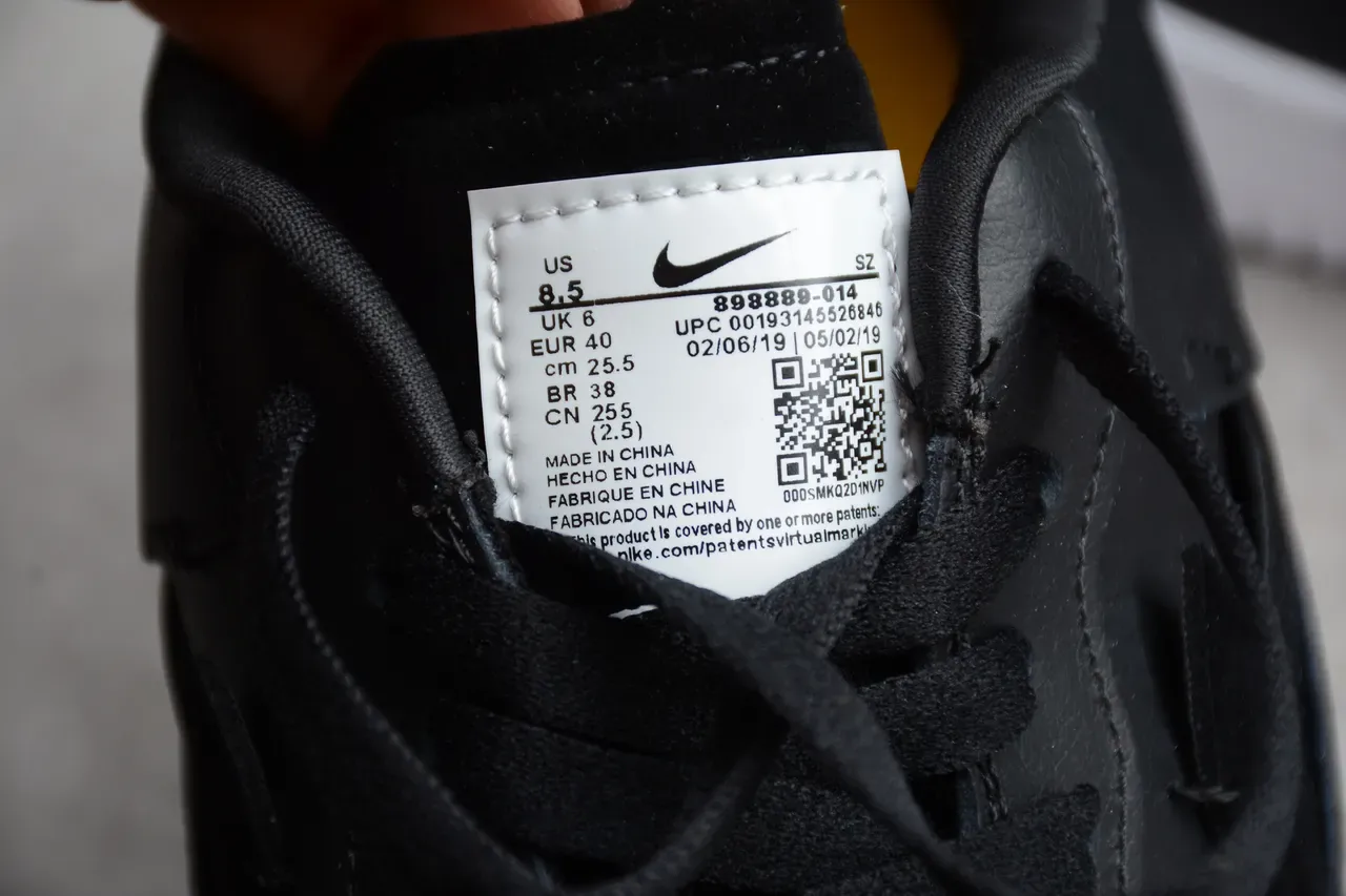 Nike Air Force 1 Black White Mustard Yellow Chaussures lifestyle 6