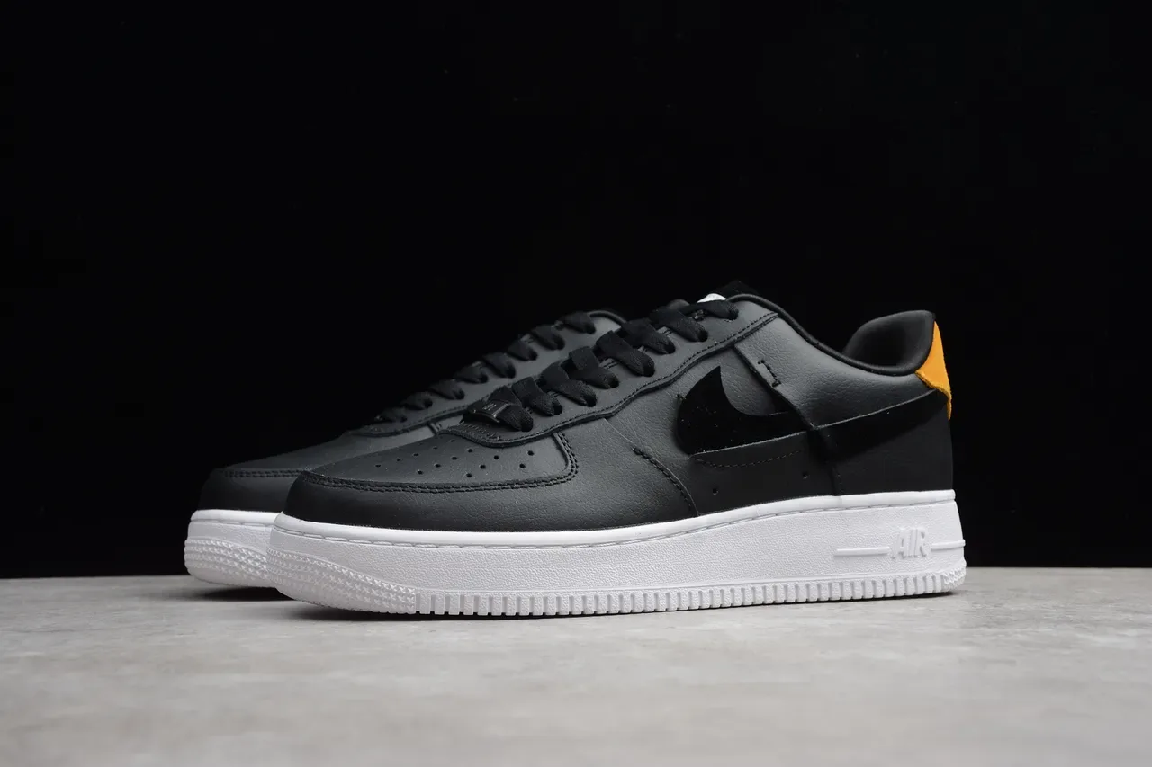 Nike Air Force 1 Black White Mustard Yellow Chaussures lifestyle 15