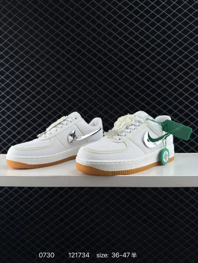 Nike Air Force 1 White Metallic Swoosh Lifestyle Sneakers 3