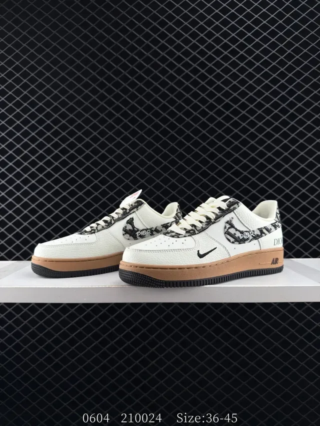 Nike Air Force 1 x Dior White Brown Low-Top Leather Upper Lifestyle Sneakers 3