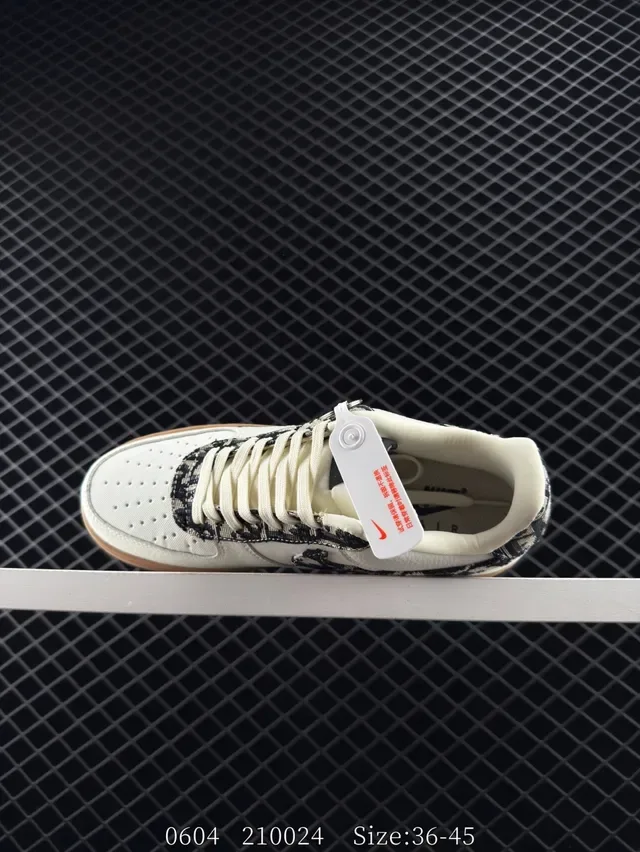 Nike Air Force 1 x Dior White Brown Low-Top Leather Upper Lifestyle Sneakers 5
